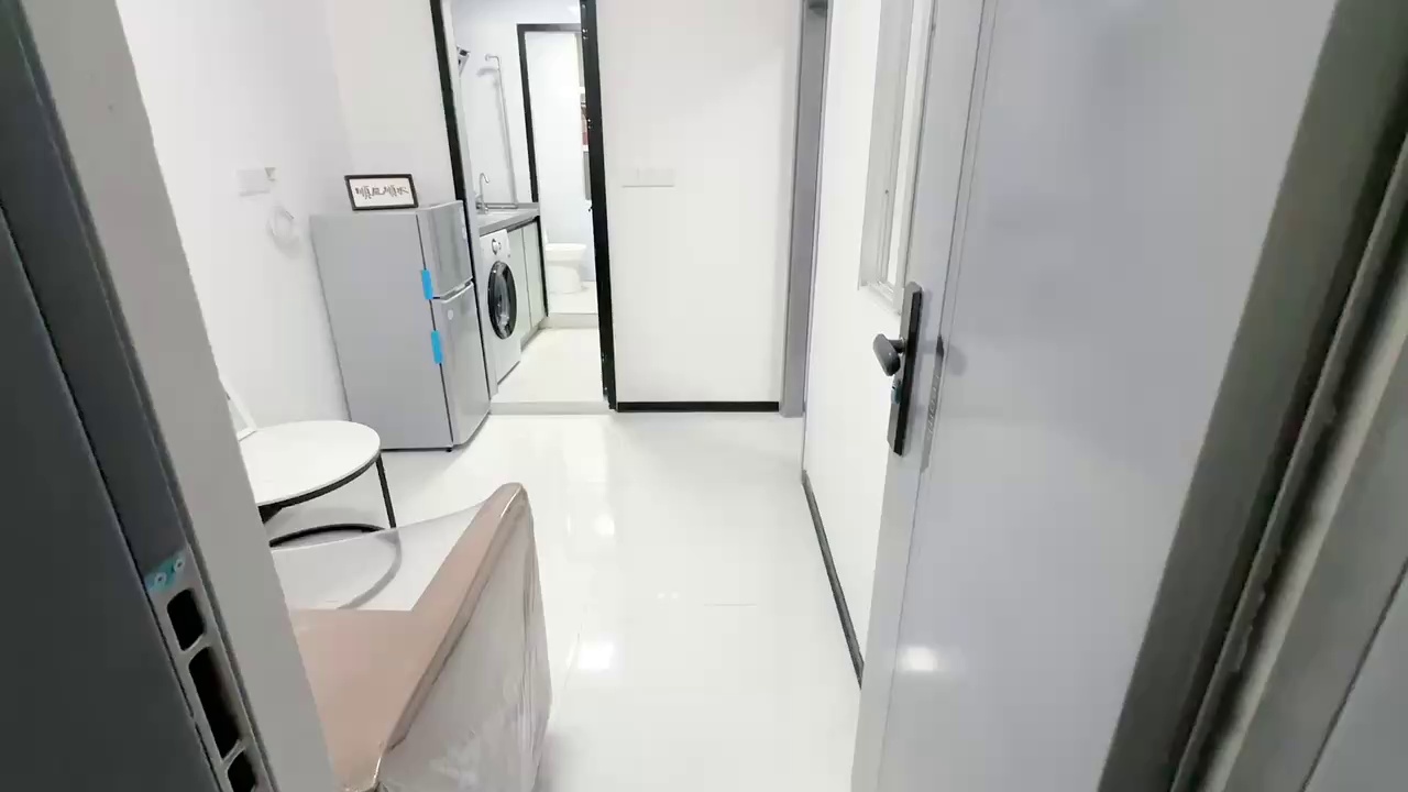 灵芝精装一房一厅带燃气2280