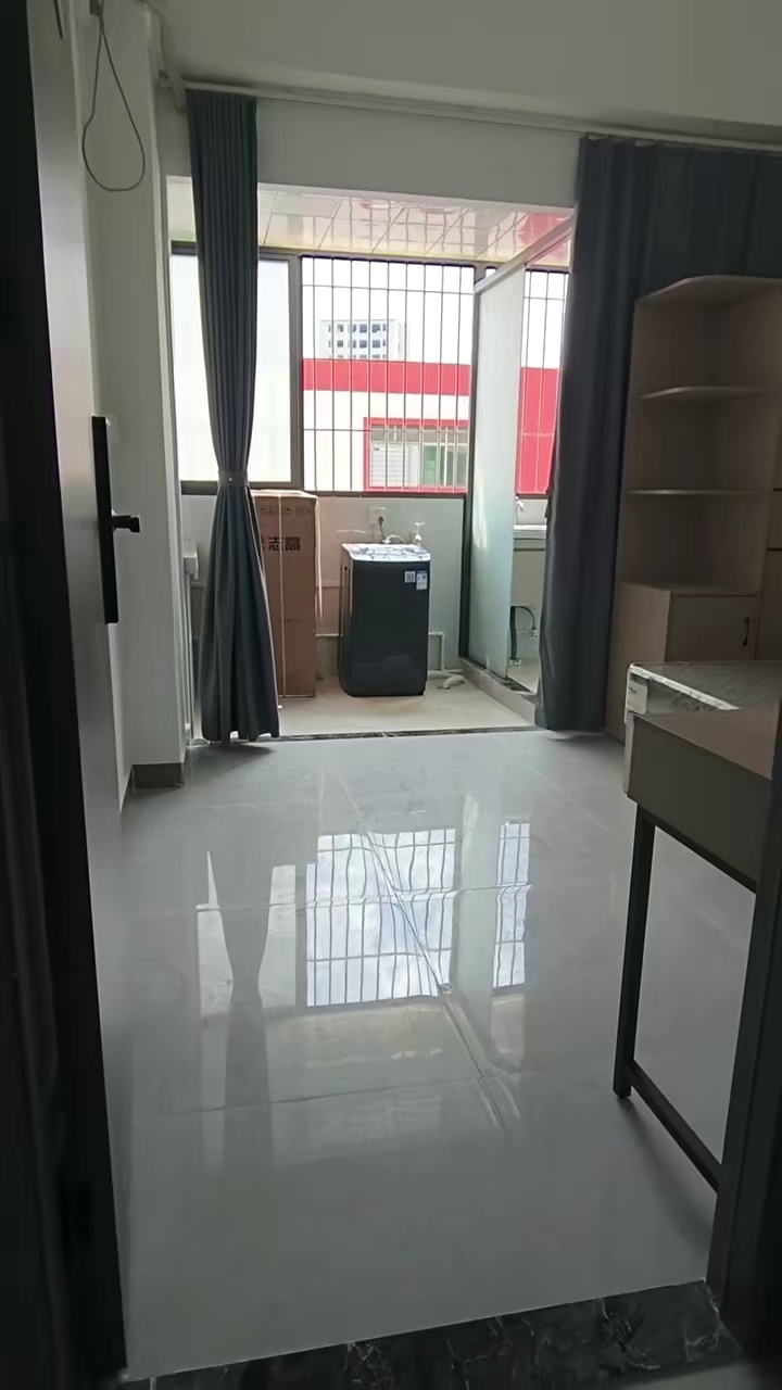 牛湖地铁站电梯单间1280
