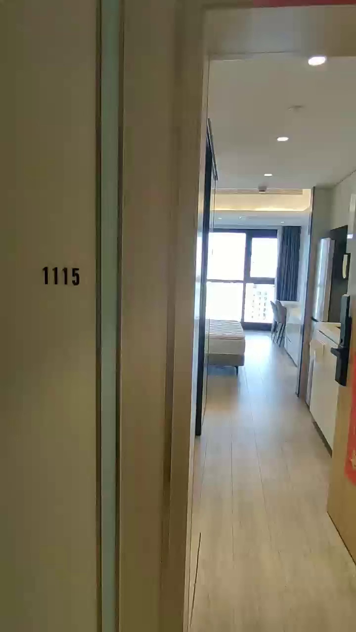 荔林地铁站，电梯大单间5500