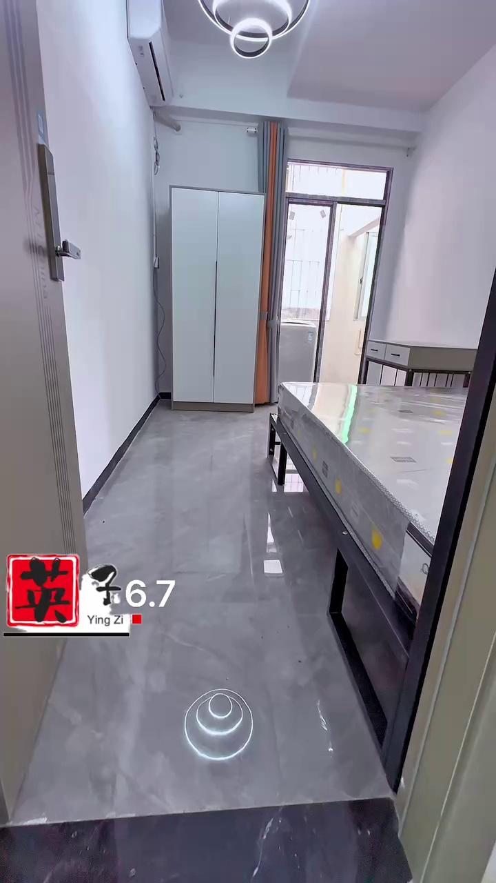 阳台山东地铁口10分钟，电梯单间1280