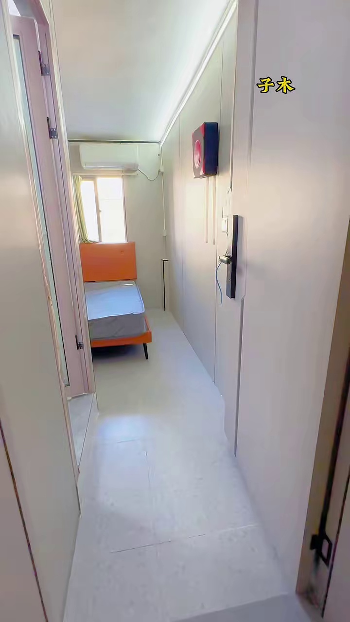 10号线 双拥街地铁站 精装大单间780 要的速度，手慢责? 全深圳房源推荐
