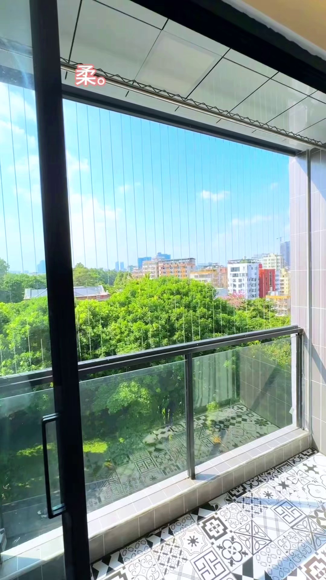 华为岗头地铁 : 电梯 : 采光阳台大单间 : 2550