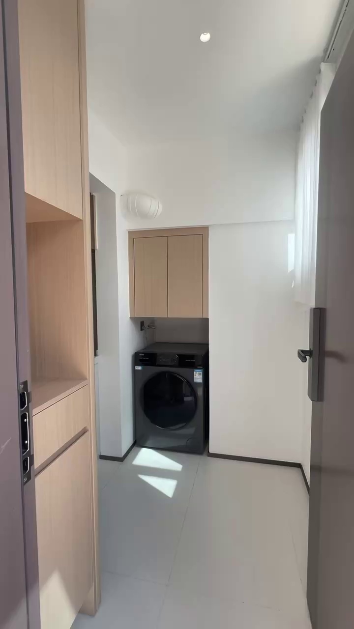 怡景地铁口大单间