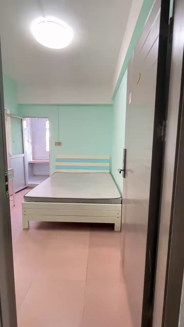 桥西 边户大单间 1050+50管理费