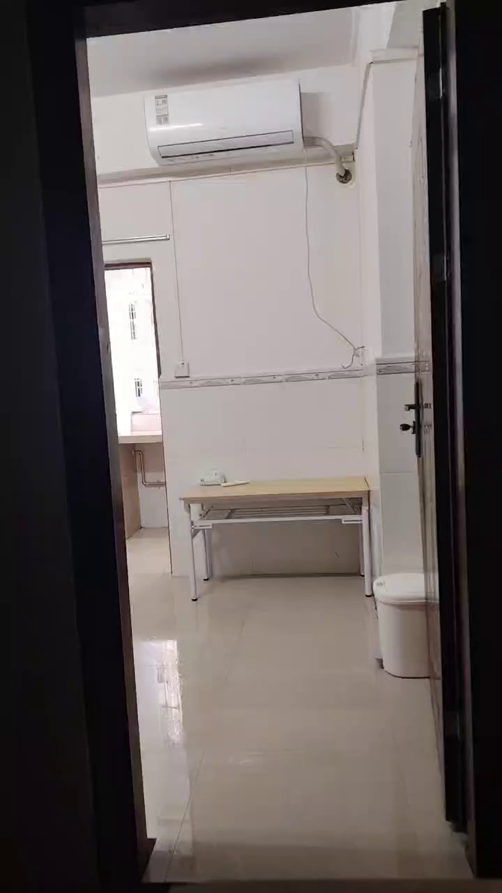 玉翠楼梯采光单间900