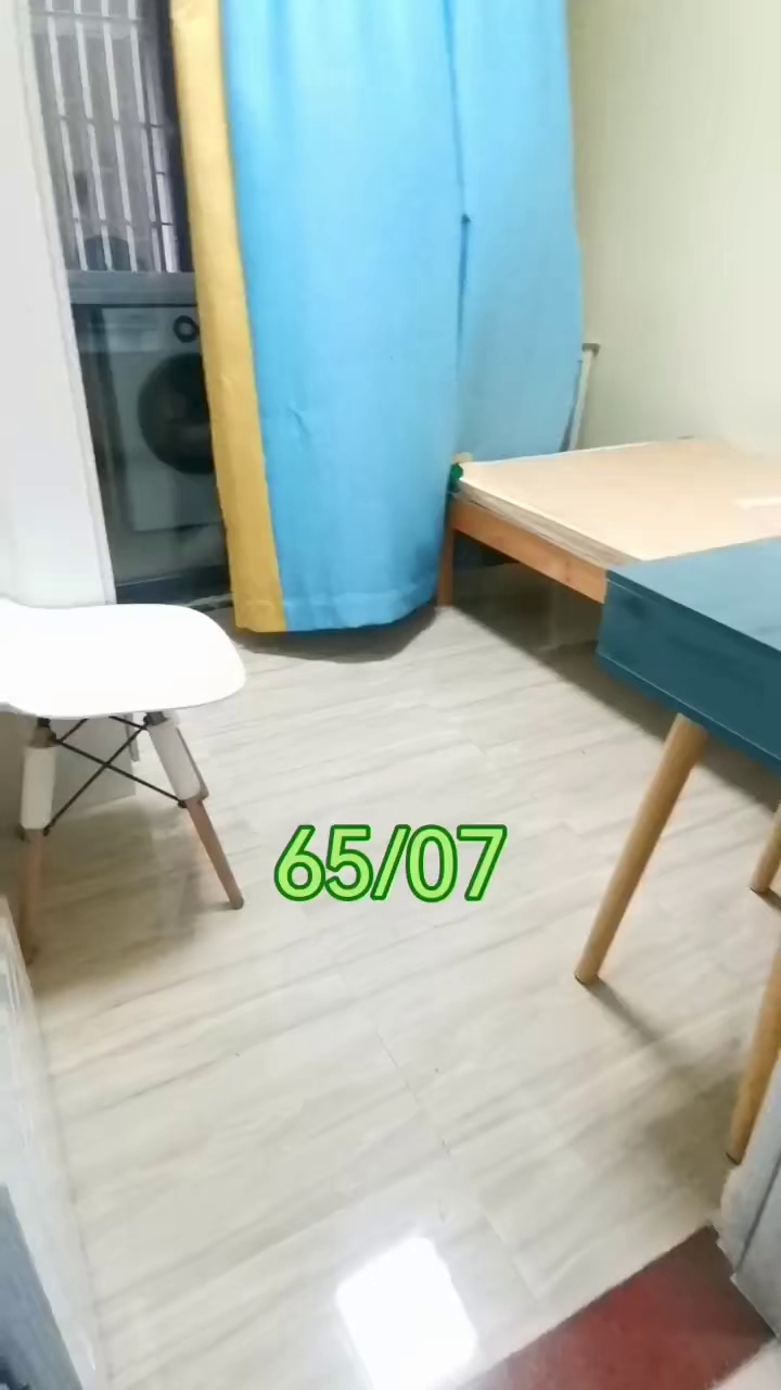 长龙下水径双地铁站口电梯房大单间1200