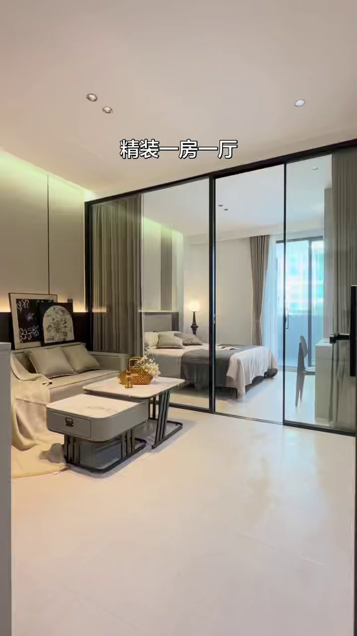 光明公明广场 ：精一房一厅带阳台 ：1700